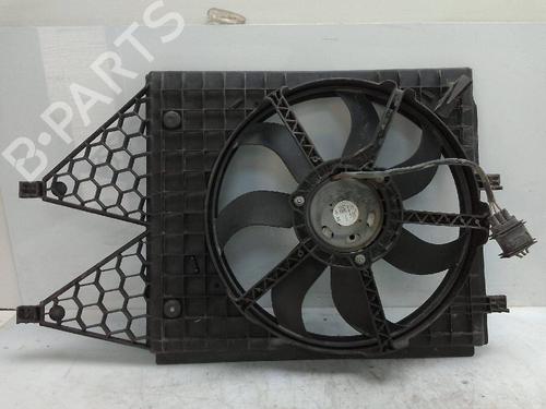 Used Radiator fan SKODA RAPID Spaceback (NH1) 1.4 TDI (90 hp) 25280097