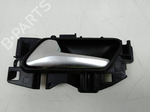 Used Front left interior door handle Front left interior door handle OPEL CORSA F (P2JO) 1.2 (68) (101 hp) 18584016 18584016