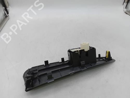 Interrupteur de vitre arrière gauche TOYOTA RAV 4 III (_A3_) 2.2 D (ALA35_) | BP29995255I29 