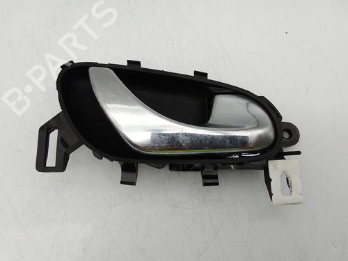 Used Front right interior door handle RENAULT KADJAR (HA_, HL_) 1.2 TCe 130 (HLMR) (130 hp) 28840427