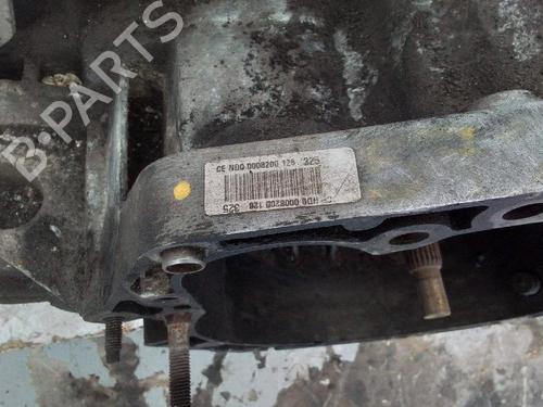 Used Gearbox RENAULT SCÉNIC II (JM0/1_) 1.9 dCi (JM14) (131 hp) 25720435