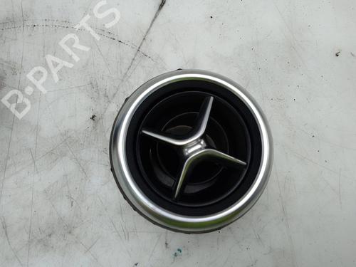Used Air vent Air vent MERCEDES-BENZ A-CLASS (W176) A 180 CDI / d (176.012) (109 hp) 18738640 18738640