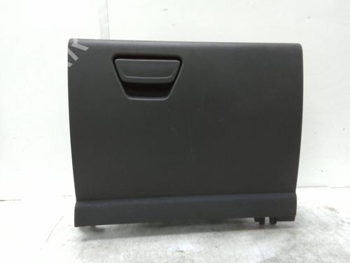 Used Glove box Glove box FORD KUGA II (DM2) 2.0 TDCi 4x4 (150 hp) 19484696 19484696