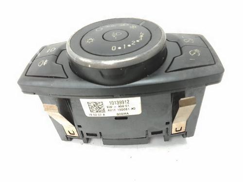 Switch FORD TOURNEO COURIER B460 MPV 1.0 EcoBoost | BP18584955I30 