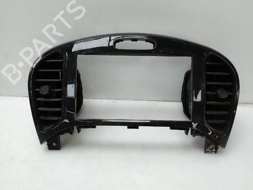 Air vent NISSAN JUKE (F15)  | BP23462259I21