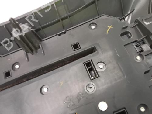 Switch PEUGEOT 308 II (LB_, LP_, LW_, LH_, L3_) 1.6 HDi / BlueHDi 115 | BP27648927I30 