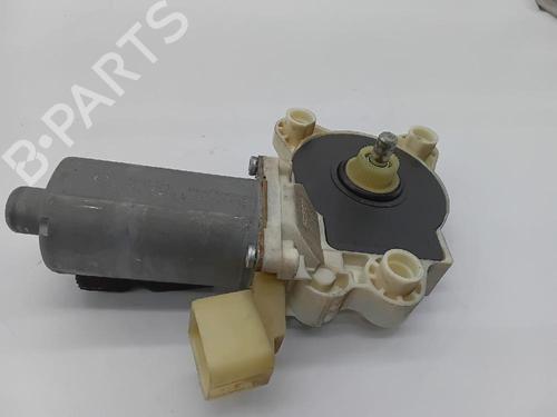 Motor elevalunas trasero izquierdo MERCEDES-BENZ CLS (C219) CLS 320 CDI (219.322) (224 hp) 26051215