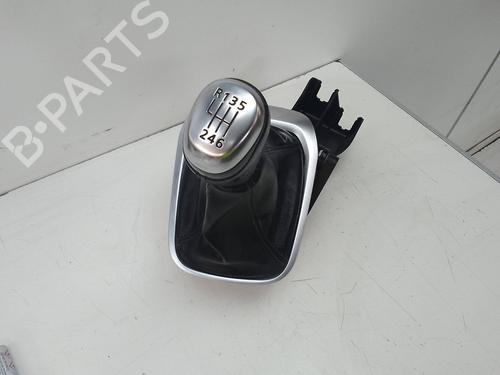 Used Gear lever Gear lever RENAULT MEGANE IV Hatchback (B9A/M/N_) 1.5 Blue dCi 115 (B9A6) (116 hp) 18582550 18582550