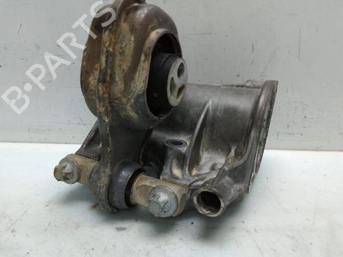 Used Engine mount MERCEDES-BENZ GLA (H247) GLA 200 d (247.712) (150 hp) 25018653