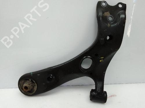 Left front suspension arm TOYOTA AURIS (_E18_) 1.8 Hybrid (ZWE186_, ZWE186R) | BP21084855M12 