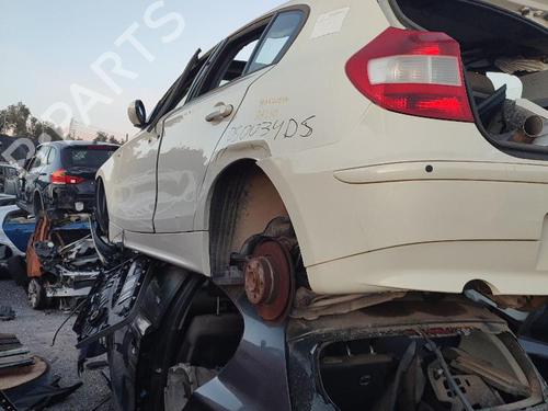 Used Left front fenders BMW 1 (E87) 116 i (115 hp) 18590458