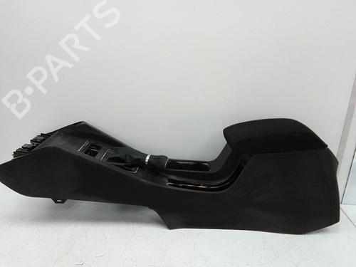 Used Middle console Middle console SKODA OCTAVIA III Combi (5E5, 5E6) 2.0 TDI 4x4 (150 hp) 21380012 21380012
