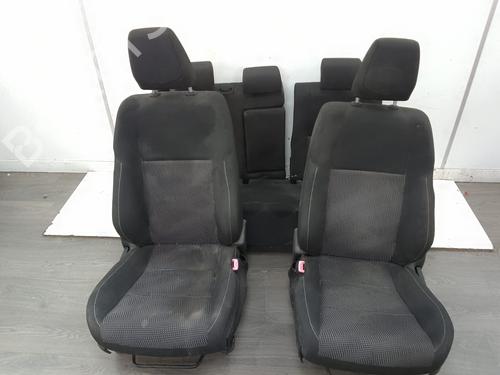 Seats set TOYOTA AURIS Estate (_E18_) 1.6 (ZRE185_) | BP29477459C78 