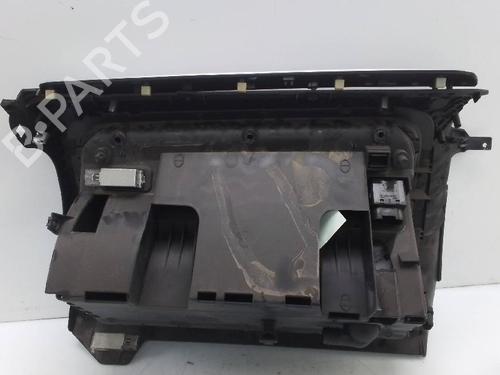 Used Glove box VW GOLF PLUS V (5M1, 521) [2004-2013]  23882787