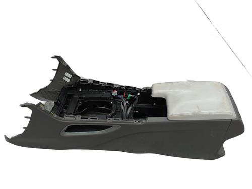 Used Middle console Middle console JAGUAR F-PACE (X761) 2.0 TD4 AWD (180 hp) 34153417 34153417