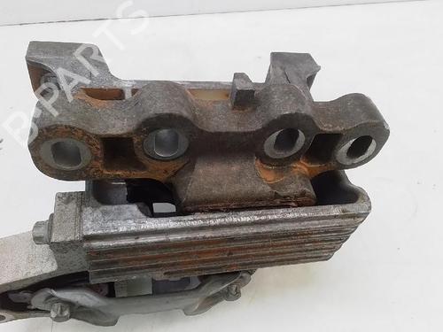 Used Engine mount MERCEDES-BENZ SPRINTER 3-t Van (B910) 211 CDI (910.621, 910.623) (114 hp) 26575618