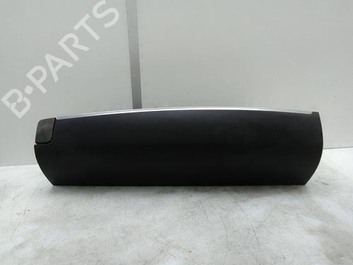Used Glove box Glove box TOYOTA VERSO (_R2_) 2.0 D-4D (AUR20_, AUR20R) (126 hp) 18598595 18598595
