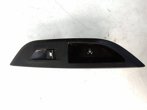 Used Right front window switch Right front window switch PEUGEOT 2008 II (UD_, US_, UY_, UJ_, UR_, UC_) 1.5 BlueHDI 110 (UDYHSK) (110 hp) 18582159 18582159