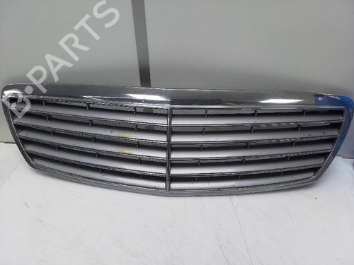Grille MERCEDES-BENZ E-CLASS (W211)  | BP26052598C40 