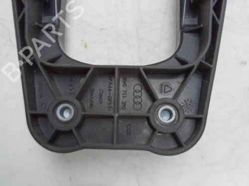 BP18577410O1 main image