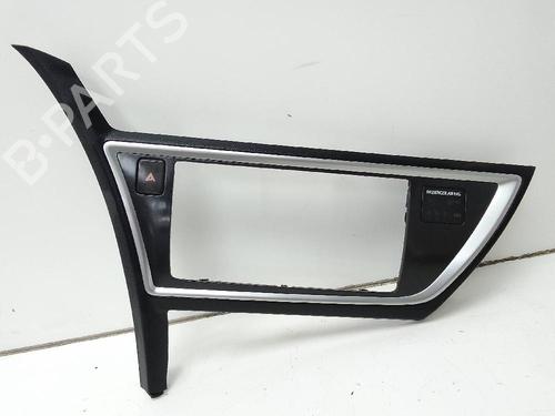 Used Right front suspension TOYOTA AURIS (_E18_) 1.3 (NRE180_, NRE180R) (99 hp) 26054839