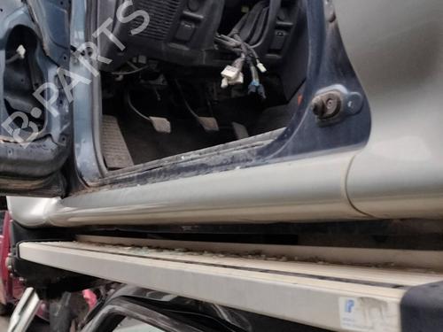 Used Step Step MITSUBISHI PAJERO CLASSIC (V2_W, V6_W, V7_W) 2.5 TD (V24W) (115 hp) 18593185 18593185