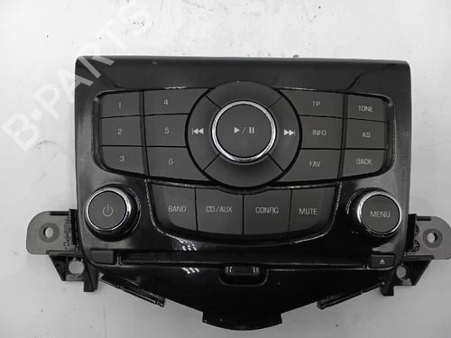 Used Radio CHEVROLET CRUZE (J300) 2.0 CDI (163 hp) 25811856