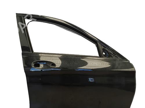 Used Right front door Right front door MERCEDES-BENZ C-CLASS T-Model (S205) C 300 de (205.213) (306 hp) 35722609 35722609