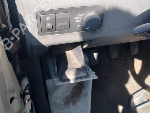 Used Switch Switch KIA SORENTO I (JC) 2.5 CRDi 4WD (140 hp) 33606077 33606077