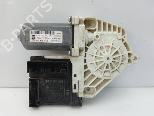 Used Right front window motor Right front window motor 21783622 21783622