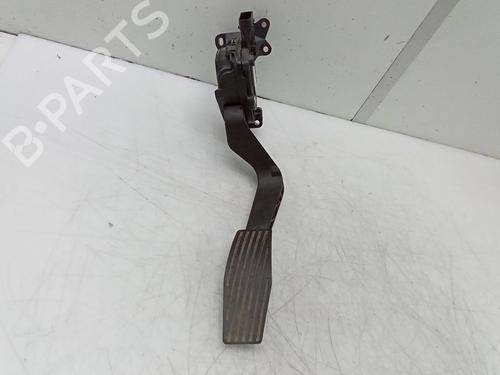 Used Pedal Pedal FIAT 500X (334_) 1.3 D Multijet (334AXH1A) (95 hp) 18579029 18579029