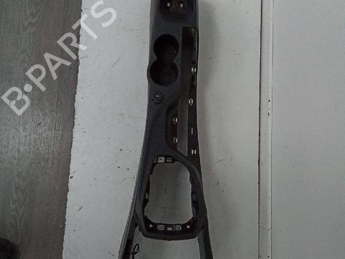 Middle console PEUGEOT 208 II (UB_, UP_, UW_, UJ_) 1.2 PureTech 100 | BP18574095I22 