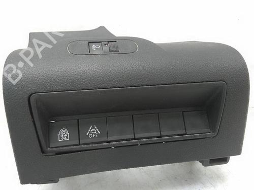 Used Headlight switch CITROËN BERLINGO (ER_, EC_) 1.5 BlueHDi 100 (102 hp) 18947855