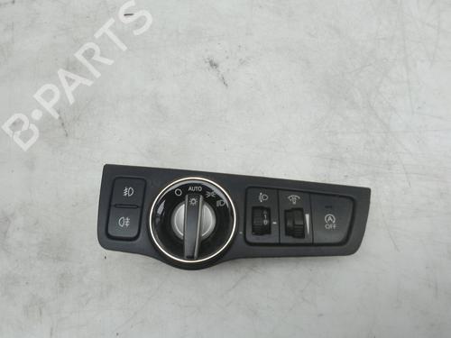 headlight-switch-hyundai-i40-i-vf-933003z200-2012-2013-2014-2015-2016-2017-2018-2019-18582902 main image