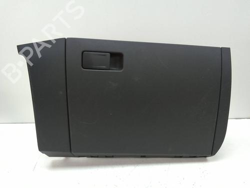 Used Glove box Glove box VW POLO VI (AW1, BZ1, AE1) 1.0 MPi (80 hp) 19105410 19105410