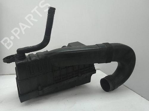 Used Air filter box VW TIGUAN (5N_) 2.0 TDI 4motion (136 hp) 18578366