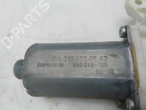Right rear window motor MERCEDES-BENZ CLS (C219)  | BP24997507E22