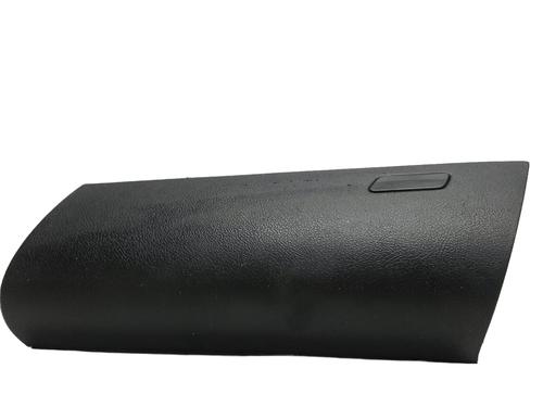 Used Glove box TOYOTA HILUX VIII Pickup (_N1_) 2.4 D 4WD (GUN125_, GUN125R) (150 hp) 30272818