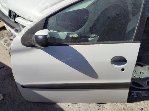 Left front door PEUGEOT 206 Hatchback (2A/C) 1.4 HDi eco 70 | BP18595298C2 
