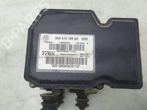 Used ABS pump VW PASSAT B7 Variant (365) 2.0 TDI (140 hp) 28145866