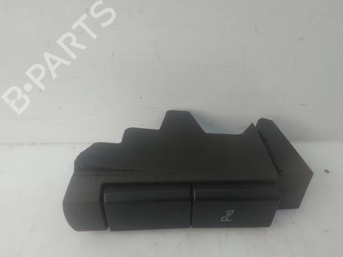 switch-ford-transit-v363-van-fcd-fdd-15a860ab-2013-21527003 main image