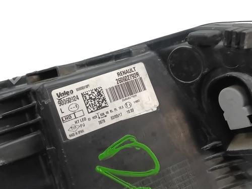 Left headlight RENAULT MEGANE IV Hatchback (B9A/M/N_) 1.5 dCi 90 (B9A1) | BP30677567C28 