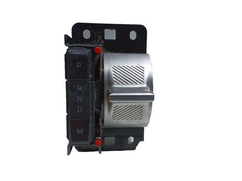 Palanca de cambios Palanca de cambios PEUGEOT 2008 II (UD_, US_, UY_, UJ_, UR_, UC_) 1.2 Hybrid 136 (URHPYC, USHPY) (136 hp) 34419511 34419511