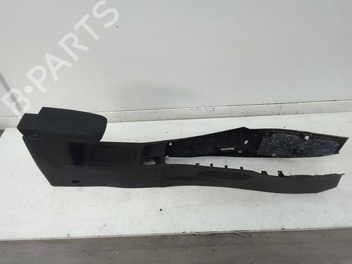 Used Middle console Middle console RENAULT CLIO V (B7_) 1.5 Blue dCi 85 (B7AG) (86 hp) 19658874 19658874