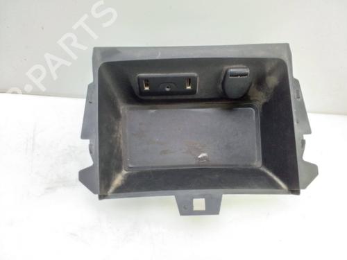 Used Glove box RENAULT KADJAR (HA_, HL_) 1.2 TCe 130 (HLMR) (130 hp) 28148807