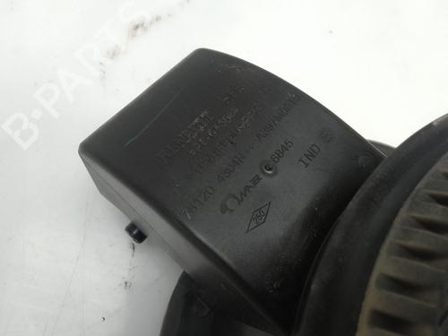 Fuel flap RENAULT KADJAR (HA_, HL_) 1.3 TCe 140 (HLNB, HLN1) | BP29994795C131 