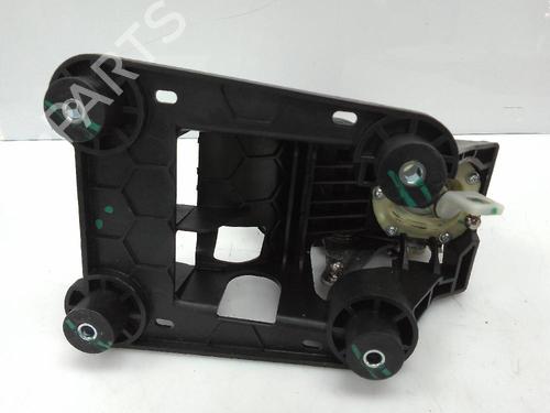 Gear lever CITROËN C4 CACTUS 1.2 VTi 82 | BP20702101M90 