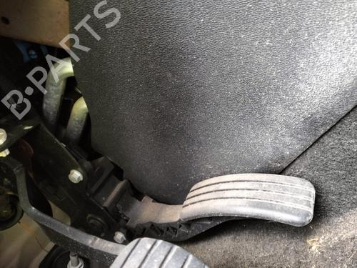 Pedal RENAULT MEGANE III Coupe (DZ0/1_) 1.5 dCi (DZ09, DZ0D, DZ1F, DZ1G, DZ14, DZ29) (110 hp) 32185560
