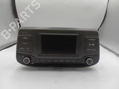 Used Display monitor HYUNDAI i30 (PDE, PD, PDEN) 1.6 CRDi (95 hp) 28518363