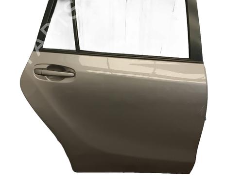 Used Right rear door Right rear door TOYOTA VERSO (_R2_) 1.6 D4-D (WAR20_) (112 hp) 35801360 35801360